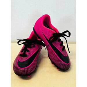 Nike Bravata Soccer Cleats size 11C